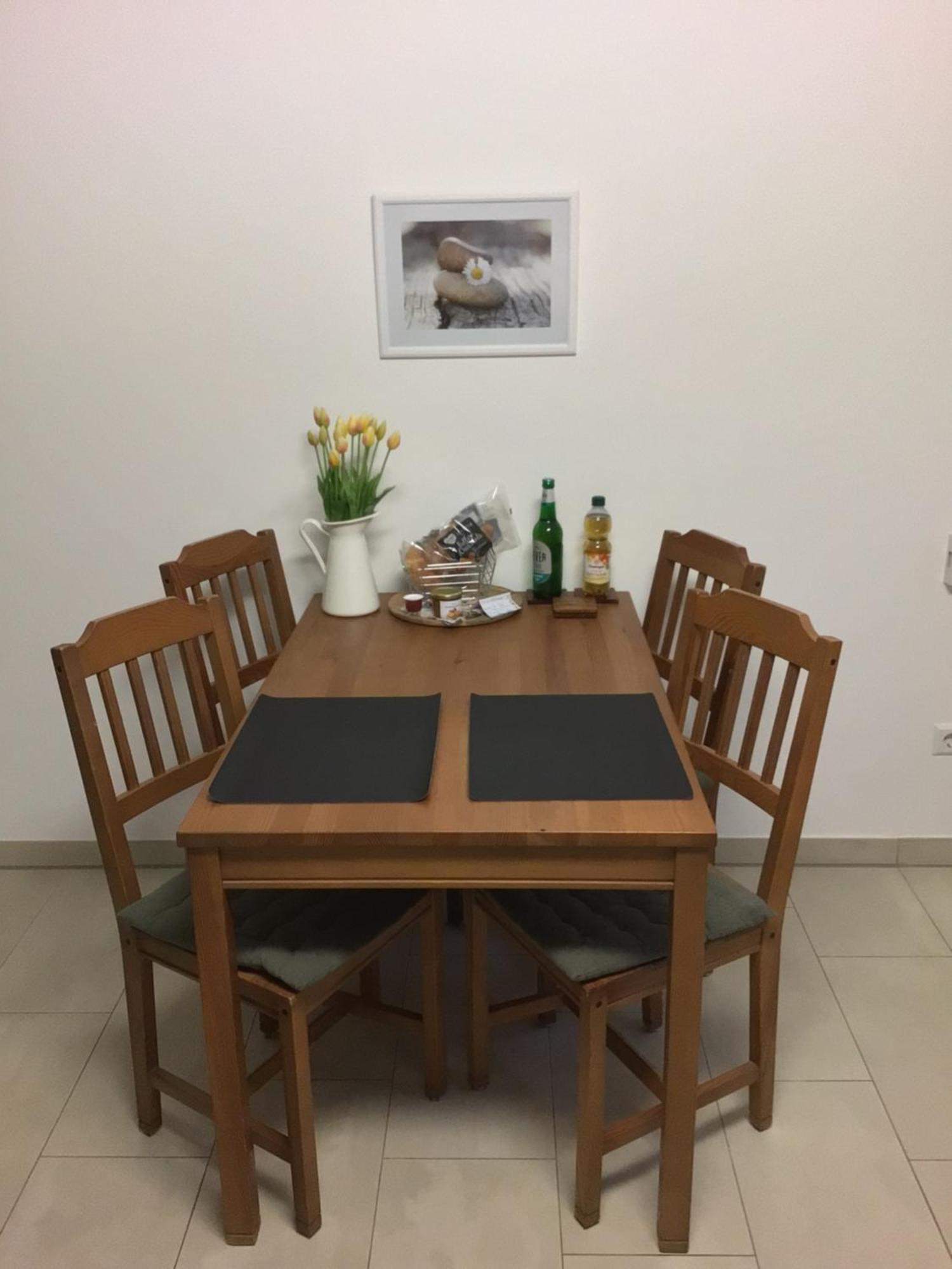 Wohnung In Gehobener Lage บรูคซาล ภายนอก รูปภาพ